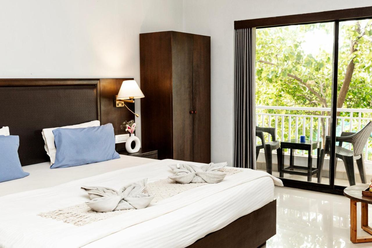 Fourteen Pods By The Sea Hotel Morjim Buitenkant foto